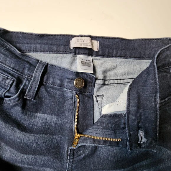 JUDY BLUE Women's Wide Hem Stretch Flare Jeans Medium Wash Size 7/28 Made in USA - Picture 5 of 9